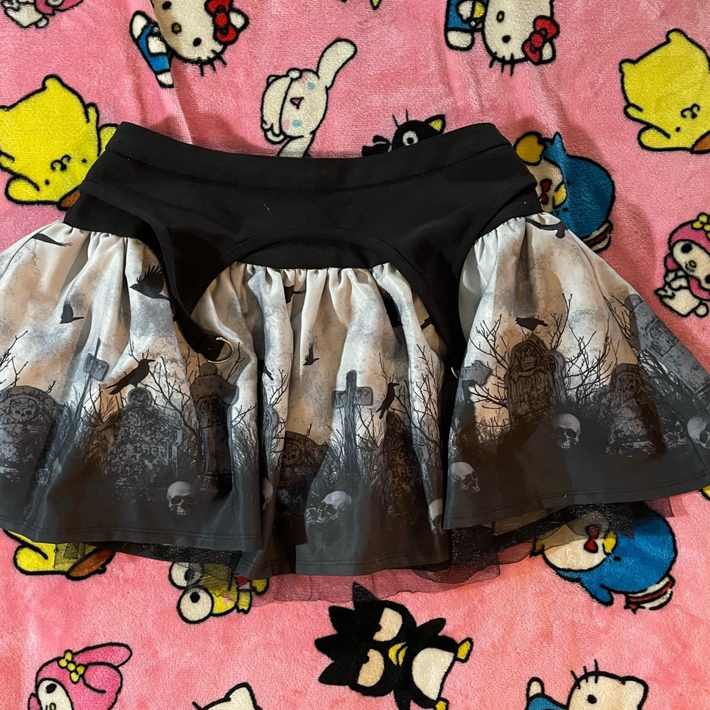 Hot Topic Black and Gray Skater Mini Skirt